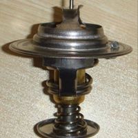 T74405004   节温器 （82度）  